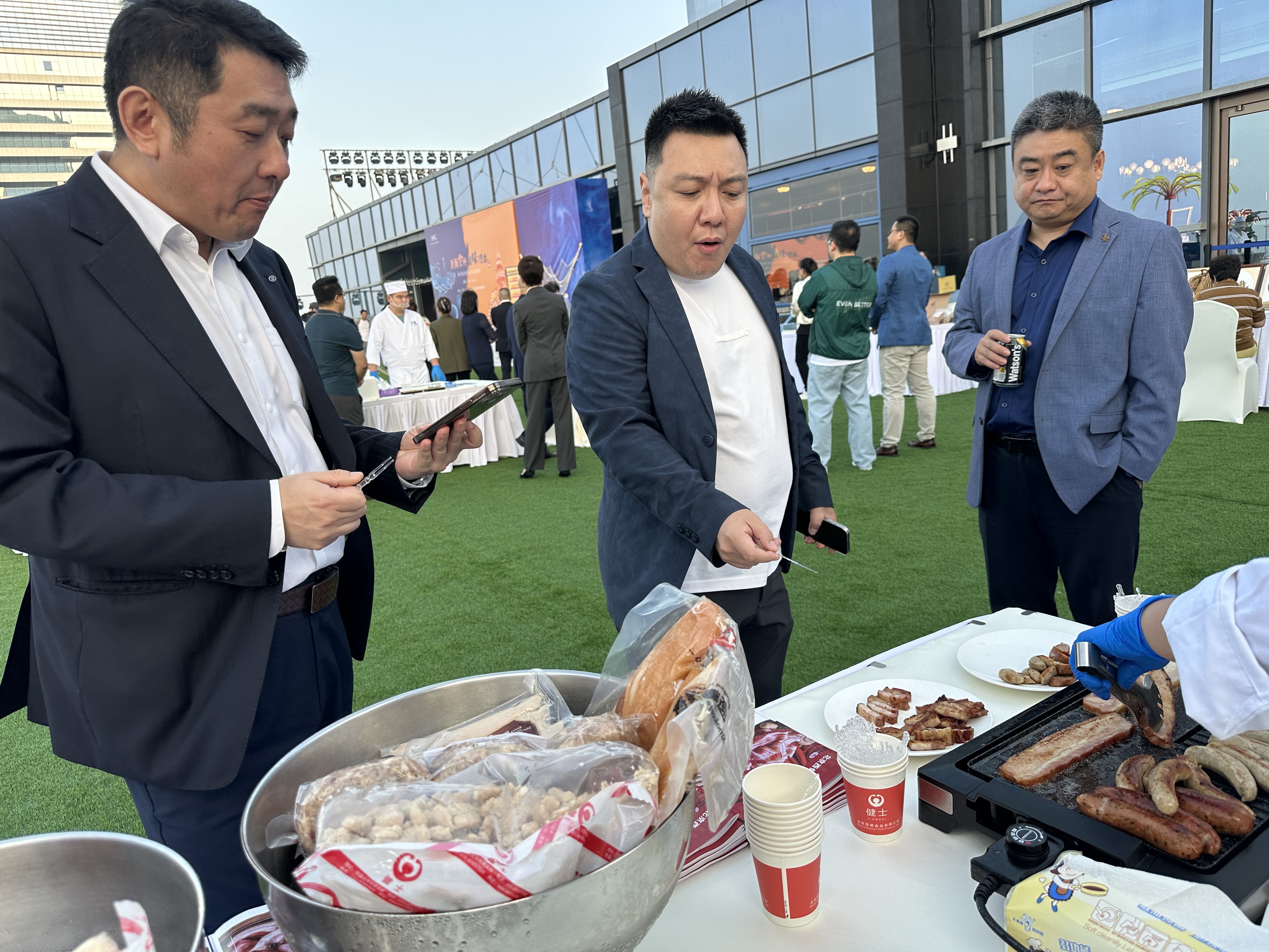 北京西餐美食之旅：從“聚味煙臺”到懷柔豐收節(jié)！ title=